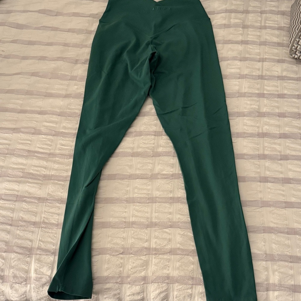 Green High-Waisted Leggings